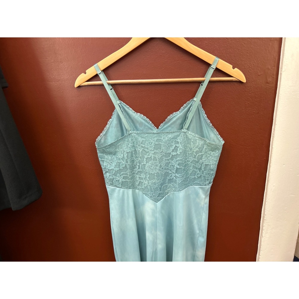Vintage Vanity Fair Full Slip Lace Blue Coquette Regencycore Soft Girl Bridal - Picture 4 of 5